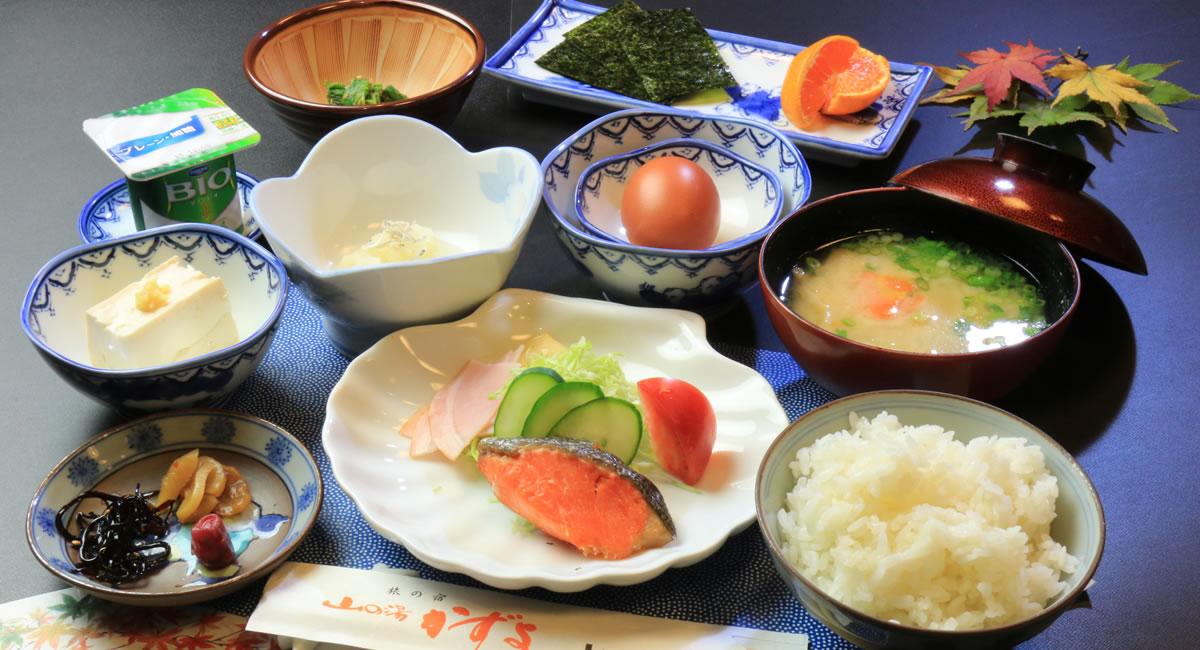 朝食