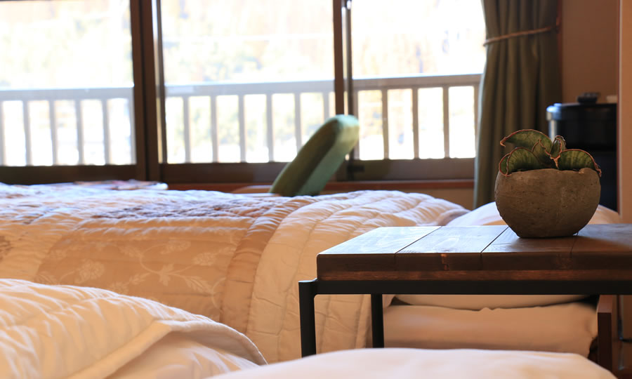 ツインルームTWIN ROOM